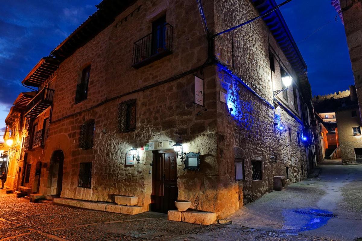 Hospederia Jaramillo Hostal Penaranda de Duero Exterior foto