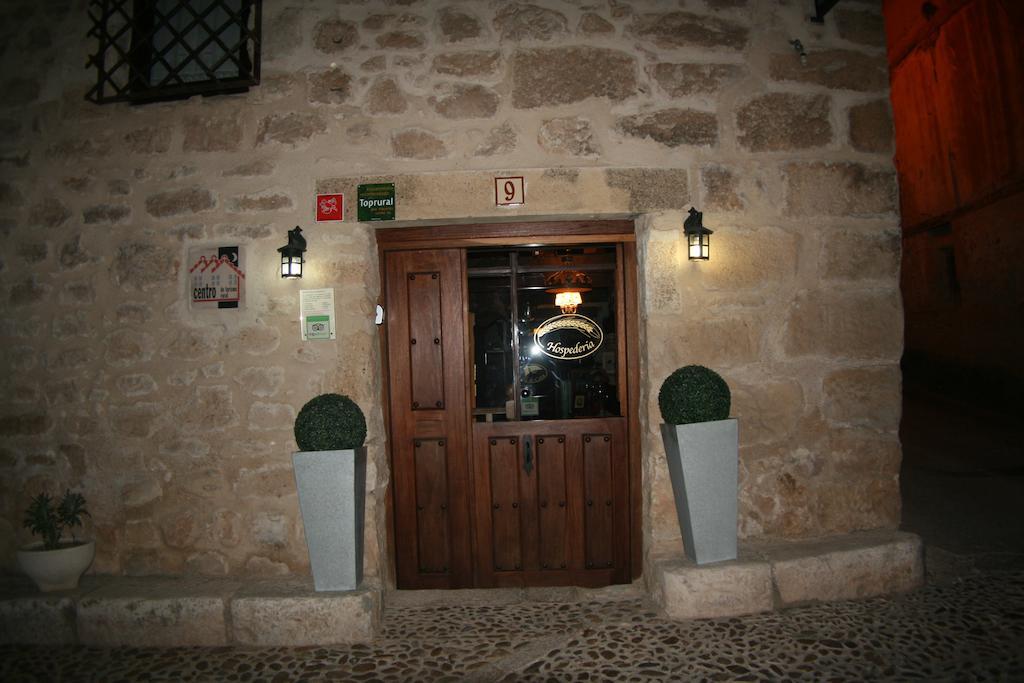 Hospederia Jaramillo Hostal Penaranda de Duero Exterior foto